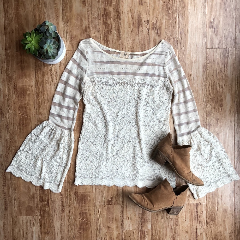 Lace Bell Sleeve Top